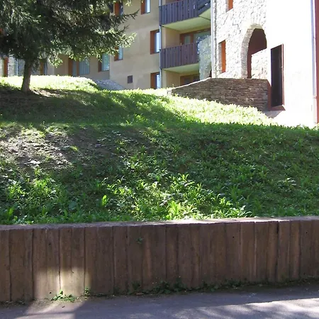 Apartament 4 Pers. Avec Terrasse Sud Pres Des Pistes - Fr-1-353-25 *
