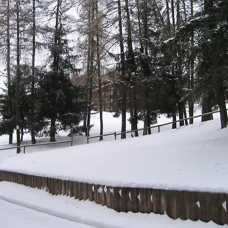 4 Pers. Avec Terrasse Sud Pres Des Pistes - Fr-1-353-25 *