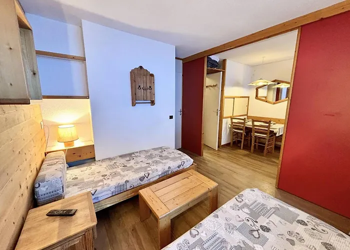 4 Pers. Avec Terrasse Sud Pres Des Pistes - Fr-1-353-25