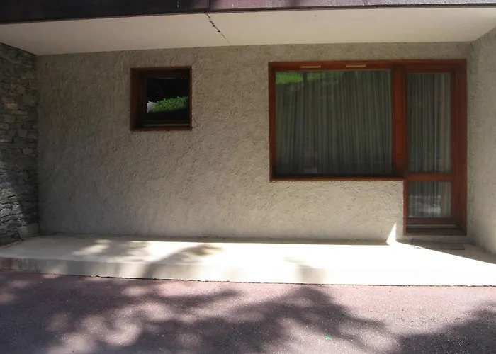 4 Pers. Avec Terrasse Sud Pres Des Pistes - Fr-1-353-25 Apartment La Plagne